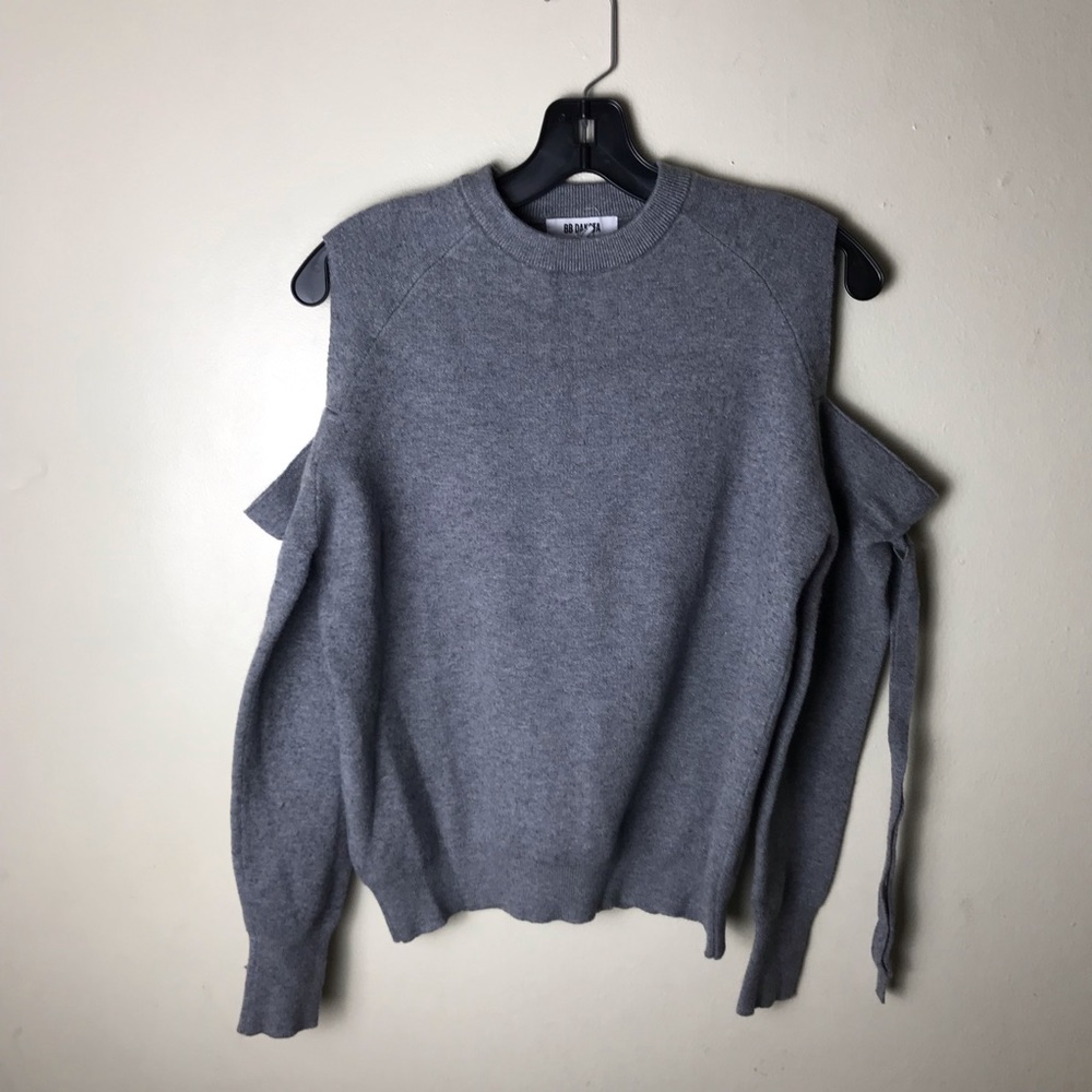 BB Dakota sweater